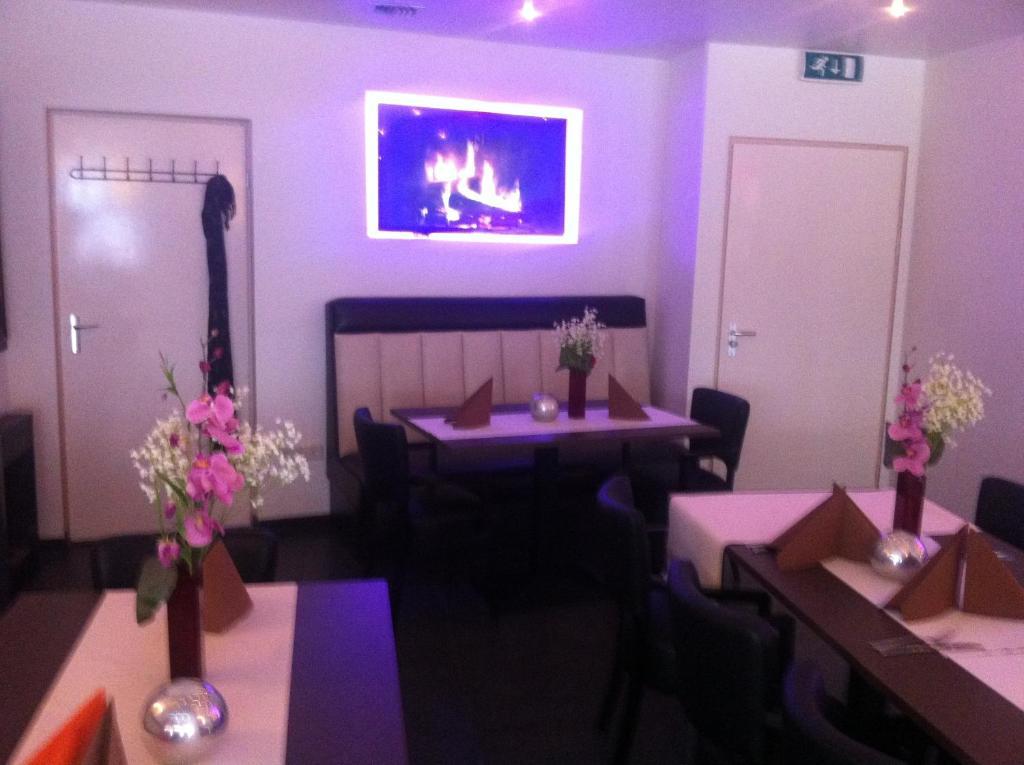 Hotel Restaurant La Piazza Valkenburg aan de Geul Екстер'єр фото